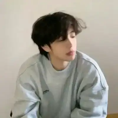 姚然
